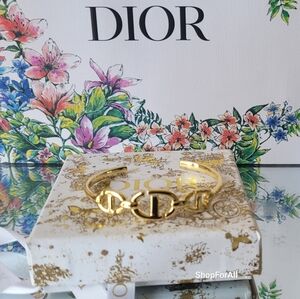 Dior  CD Logo Gold-Tone Bracelet